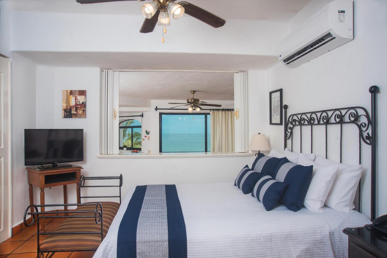 One Beach Street Zona Romantica Пуэрто-Вальярта Экстерьер фото
